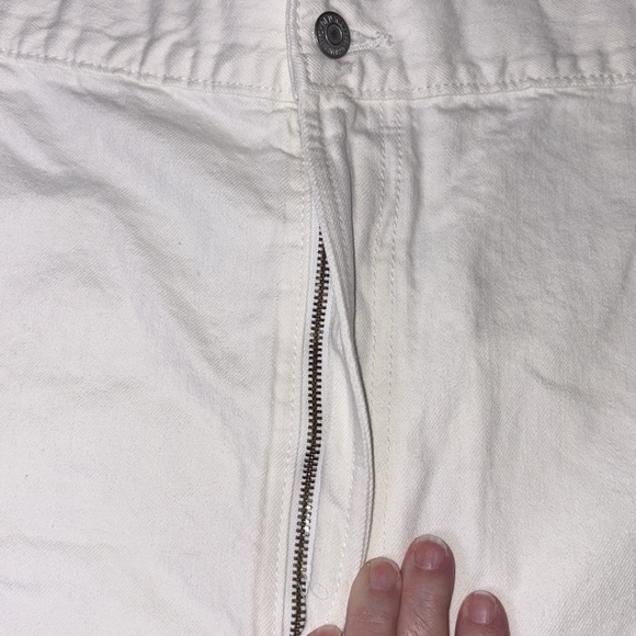 Old Navy Shorts Denim High-Rise Slouchy White Straight Women's Size: 28 New - Picture 7 of 14